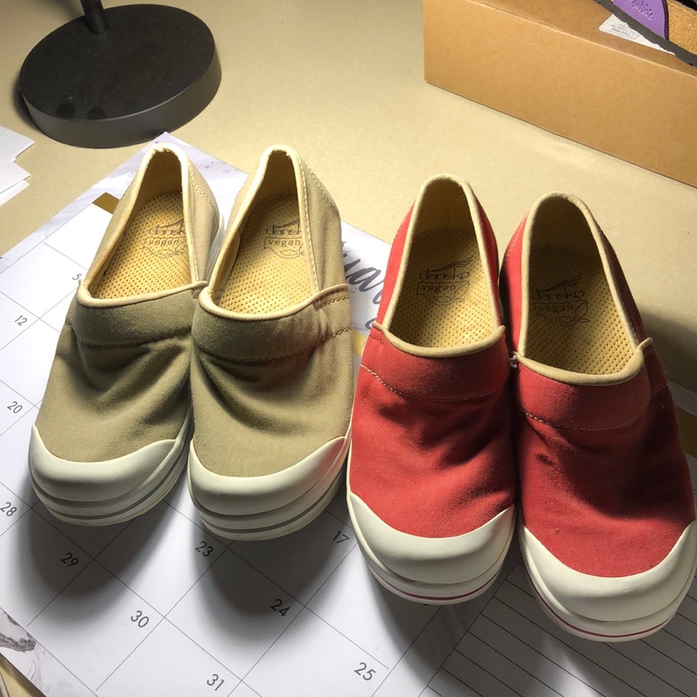 Dansko 2 pair size 37